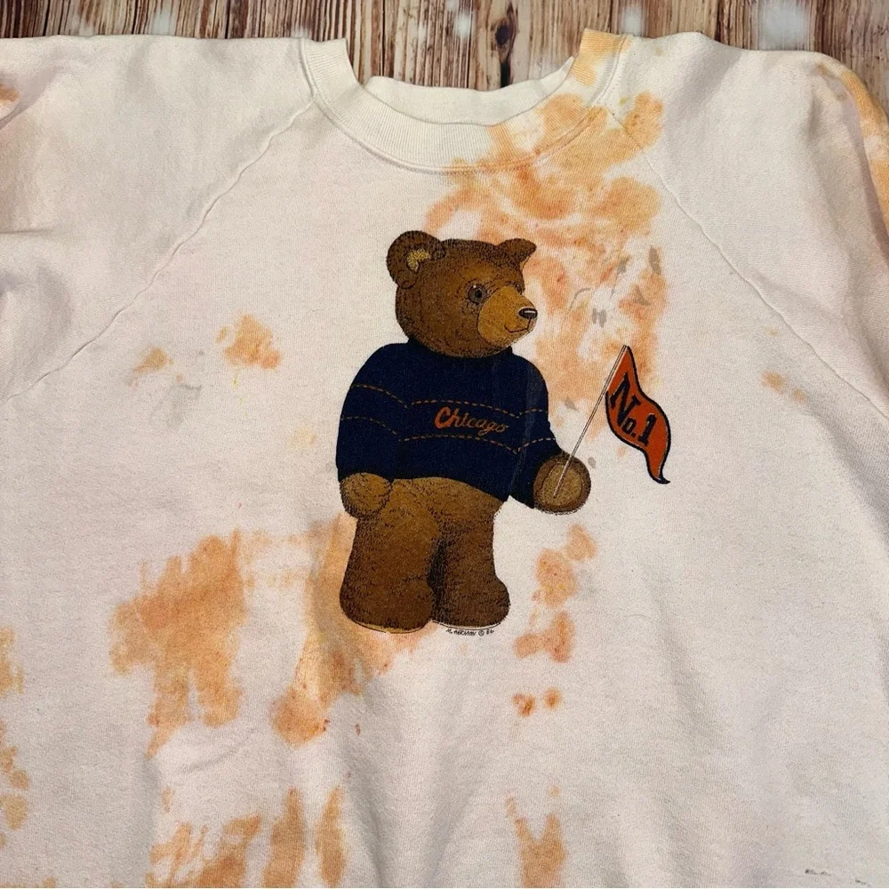 Vintage 1986 Screen Stars Bear Graphic Crewneck Sweater - Cream and Orange XL